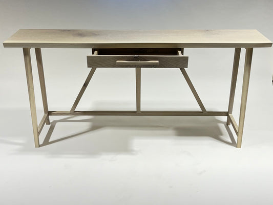 Quarter-Sawn Red Oak Side Entryway Table – Modern Elegance with Timeless Craftsmanship